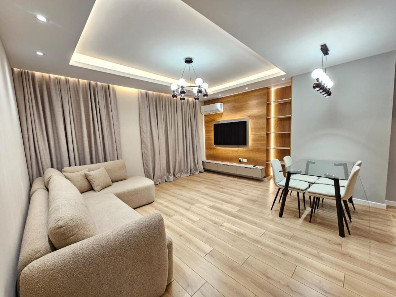 Miku Apartment-Modern 2Bedroom In Prime Location Tiranë Ngoại thất bức ảnh